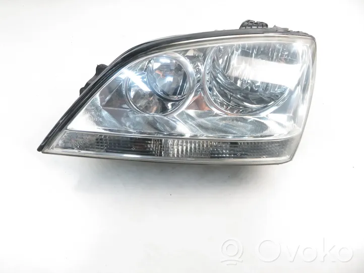 KIA Sorento Lampa przednia 