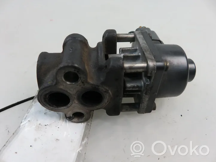 Subaru Legacy EGR valve 