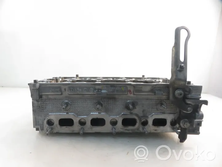 Renault Modus Engine head 