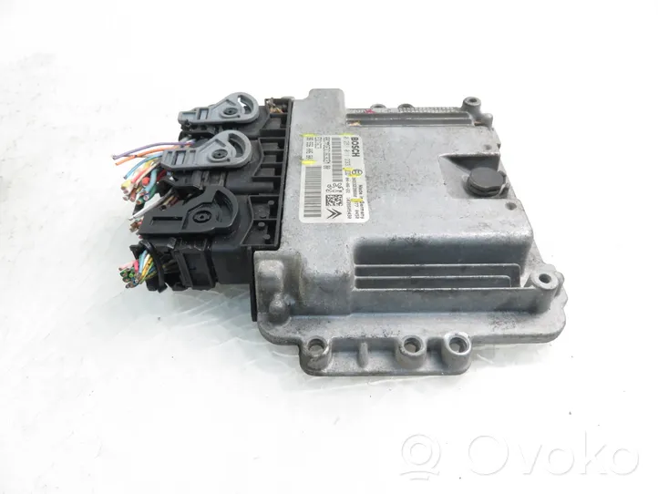 Citroen Xsara Picasso Calculateur moteur ECU 9653239880