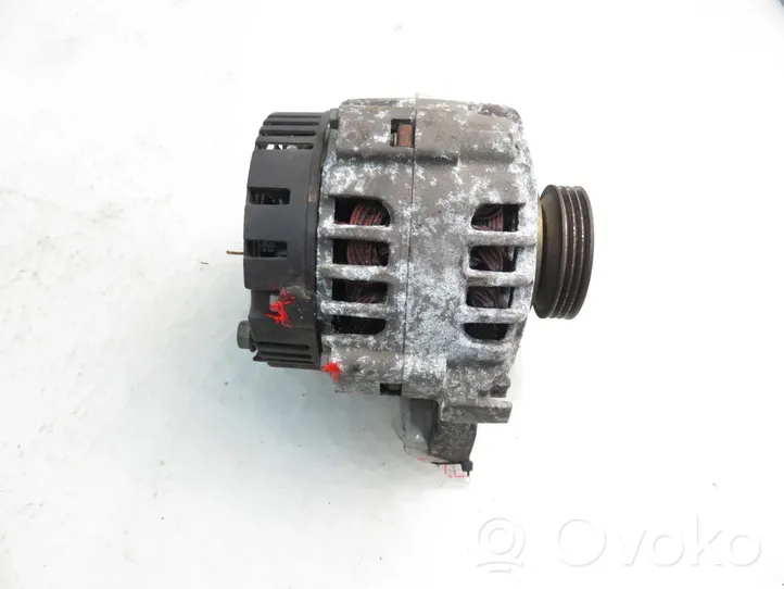 Renault Clio II Generatore/alternatore SG9B035