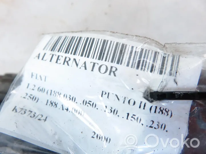 Fiat Punto (188) Generatore/alternatore 