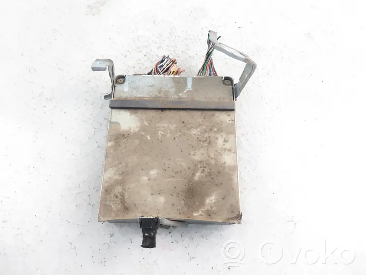 Toyota Yaris Verso Calculateur moteur ECU 2110007431