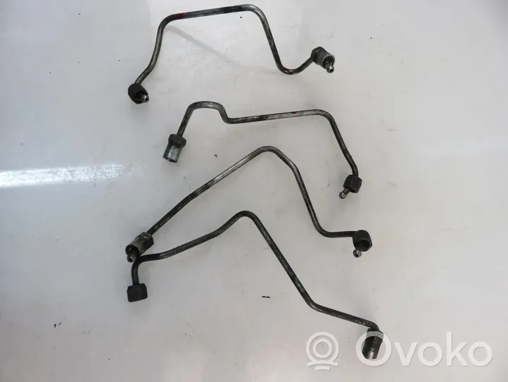 Toyota Avensis T250 Tuyau d'alimentation d'injecteur de carburant 