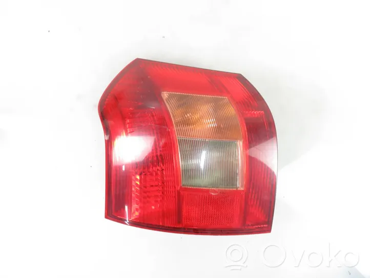 Toyota Corolla E120 E130 Lampa tylna 