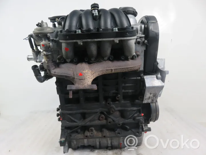 Volkswagen Golf IV Silnik / Komplet 