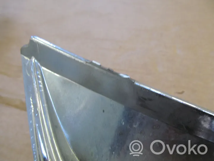 Opel Corsa D Grille de calandre avant 13286001