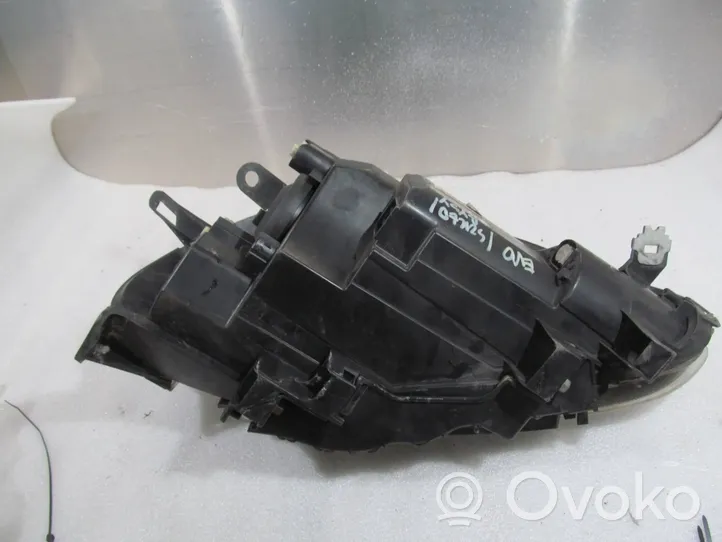 Fiat Punto Evo Phare frontale 89102044SX