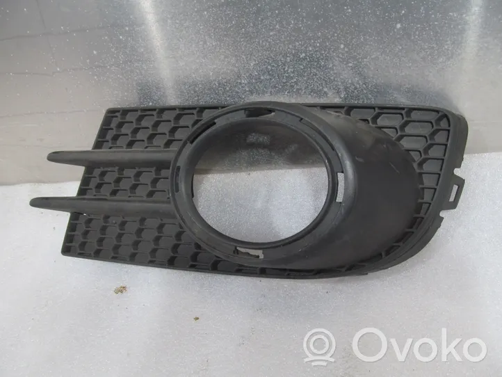 Volkswagen Tiguan Front fog light trim/grill 5N0853665H