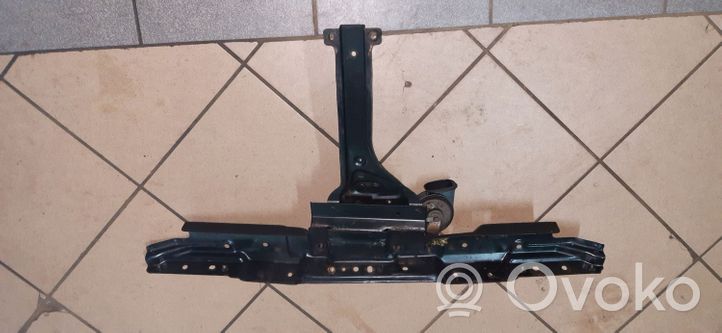 Nissan Murano Z50 Staffa del pannello di supporto del radiatore parte superiore 