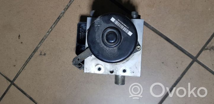 Jeep Cherokee III KJ ABS-pumppu P52128675AA