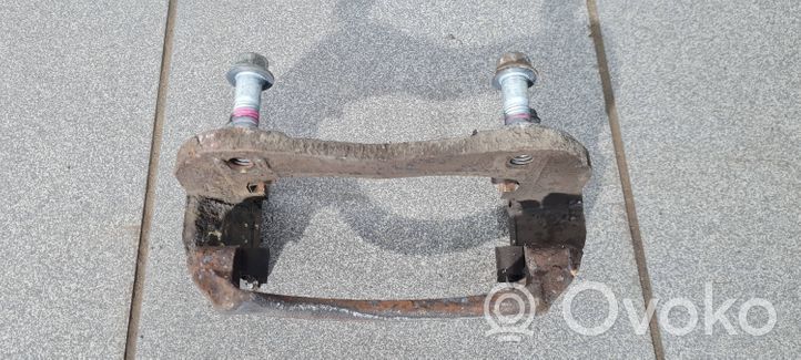 Chevrolet Captiva Plaquette / support d'étrier avant 