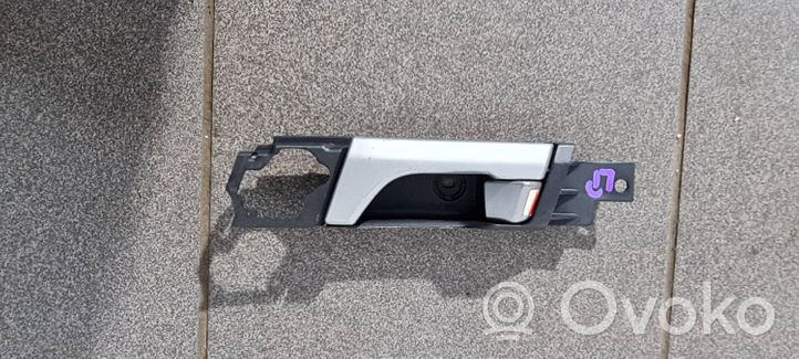 Chevrolet Captiva Front door interior handle 