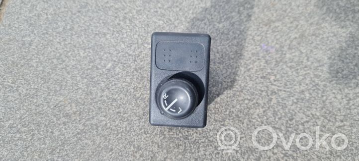 Nissan Terrano Wing mirror switch 