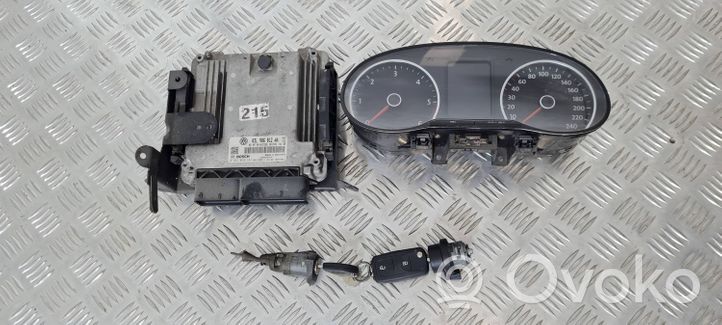 Volkswagen Amarok Komputer / Sterownik ECU i komplet kluczy 