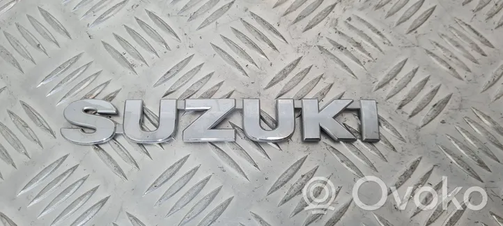 Suzuki Jimny Logo, emblème de fabricant 