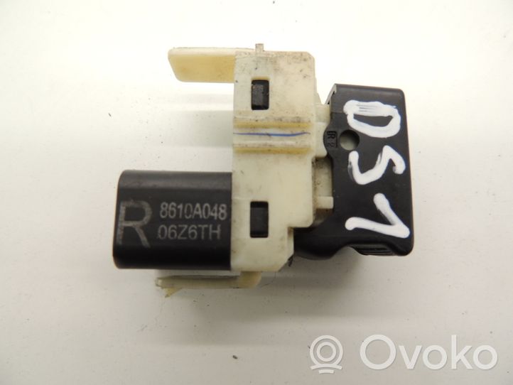 Mitsubishi Outlander Przyciski sterowania fotela 8610A048