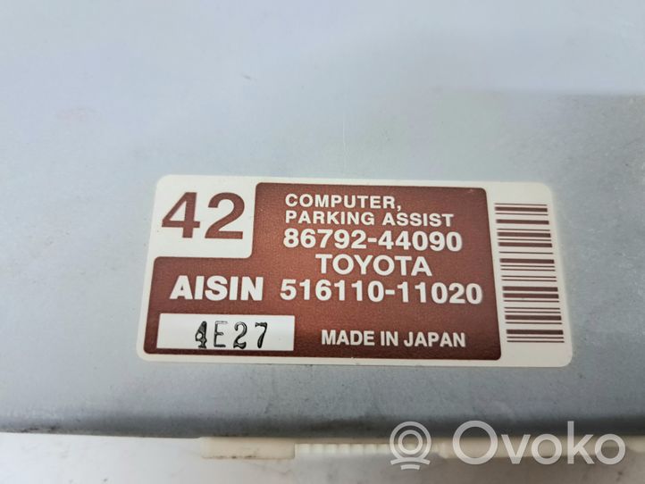 Toyota Avensis Verso Pysäköintitutkan (PCD) ohjainlaite/moduuli 8679244090