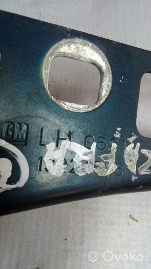 Opel Zafira B Other body part 13224576