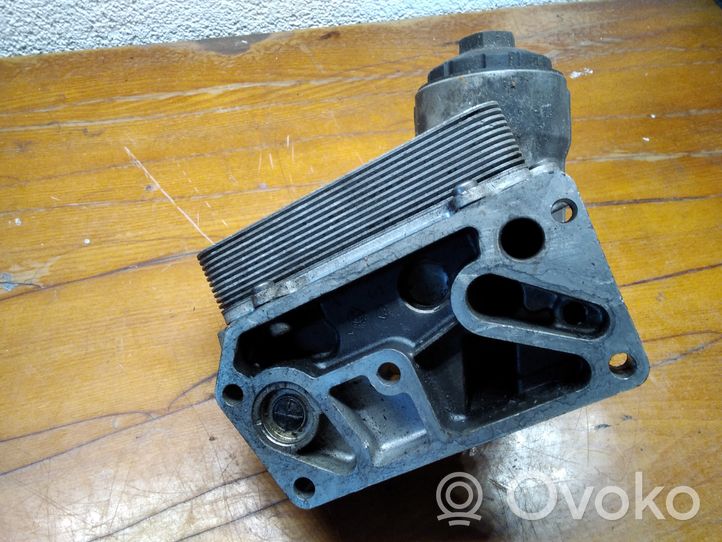 Volkswagen Touareg I Refroidisseur d'huile moteur 070115389E