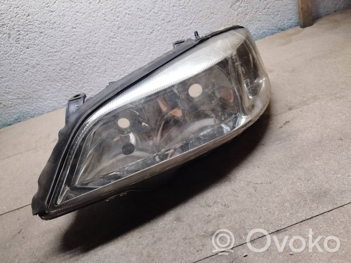 Opel Astra G Phare frontale 205488B