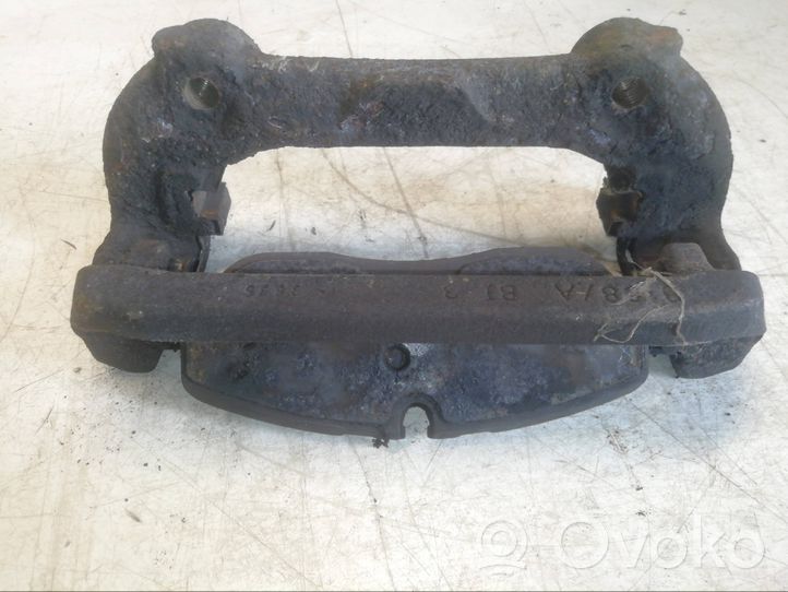 Land Rover Range Rover L322 Plaquette / support d'étrier avant 3635