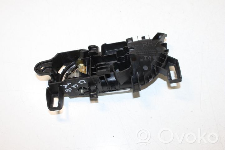 Nissan Qashqai Priekinė atidarymo rankenėlė (vidinė) 806704EA0A