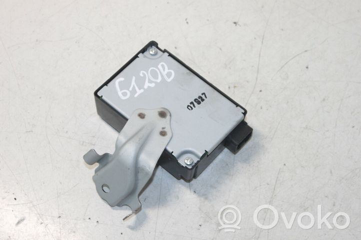 Toyota Yaris Muut ohjainlaitteet/moduulit 897600D031