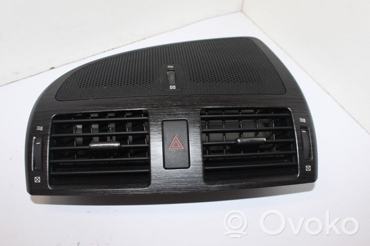 Toyota Avensis T270 Griglia di ventilazione centrale cruscotto 5567005100