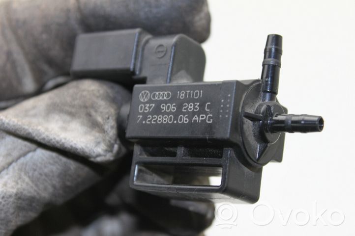 Audi A4 S4 B9 Turbo solenoid valve 037906283C