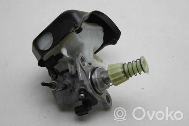 Audi A4 S4 B9 Główny cylinder hamulca 8W0611367