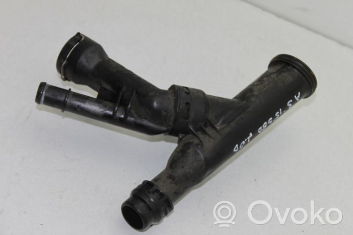 Audi A3 S3 8V Termostaatin kotelo 04L 121 026 Q