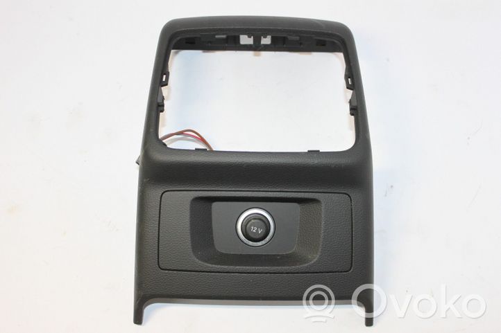 Audi A5 Altri elementi della console centrale (tunnel) 8W0864376