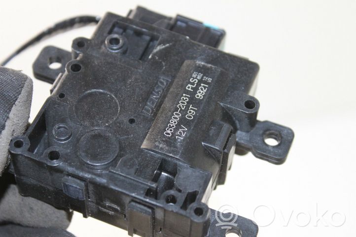 Toyota Prius (XW50) Motorino attuatore aria 0638002031