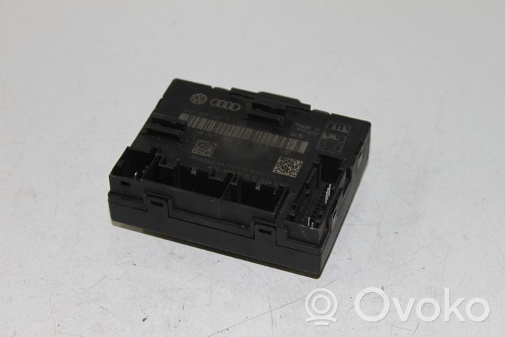 Audi A1 Oven ohjainlaite/moduuli 8X0959792F