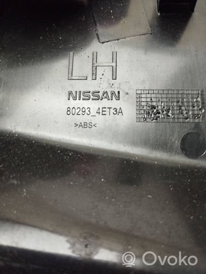 Nissan Qashqai Autres éléments de garniture porte avant 802934ET3A