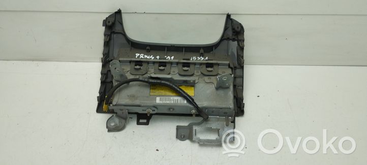 Toyota Prius+ (ZVW40) Poduszka powietrzna Airbag chroniąca kolana 6B0G25211M