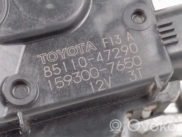 Toyota Prius (XW50) Valytuvų varikliukas 8511047290
