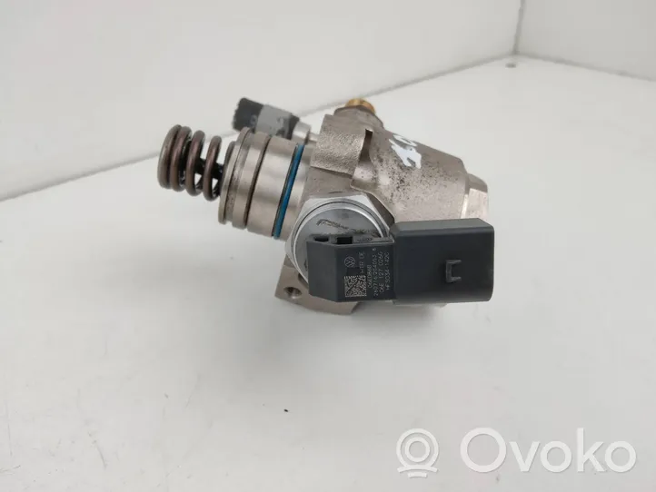 Audi Q7 4M Pompe d'injection de carburant à haute pression 06E127026G