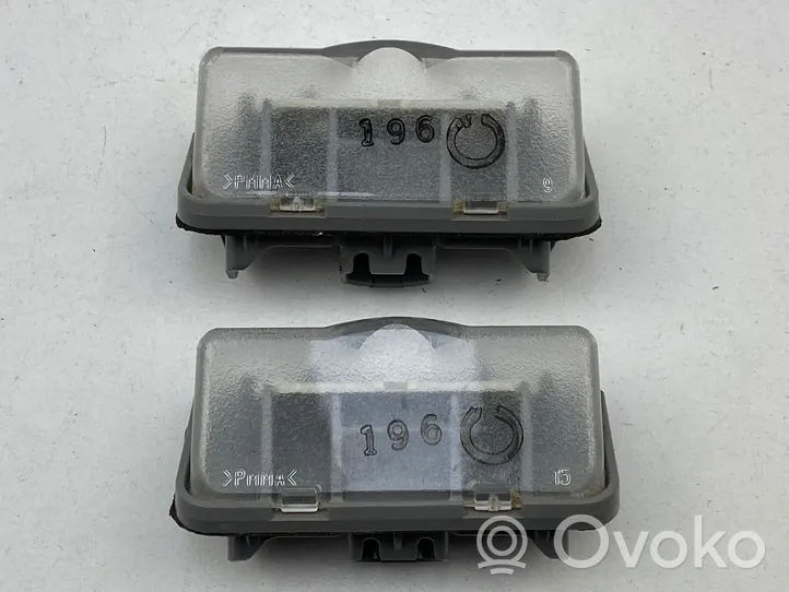 Toyota RAV 4 (XA50) Éclairage de plaque d'immatriculation A045053