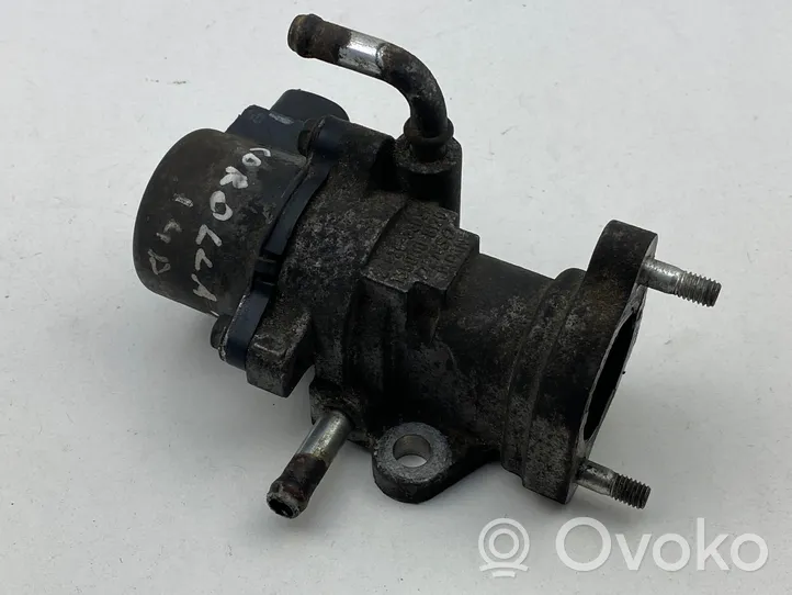 Toyota Corolla E120 E130 EGR-venttiili 2562033030