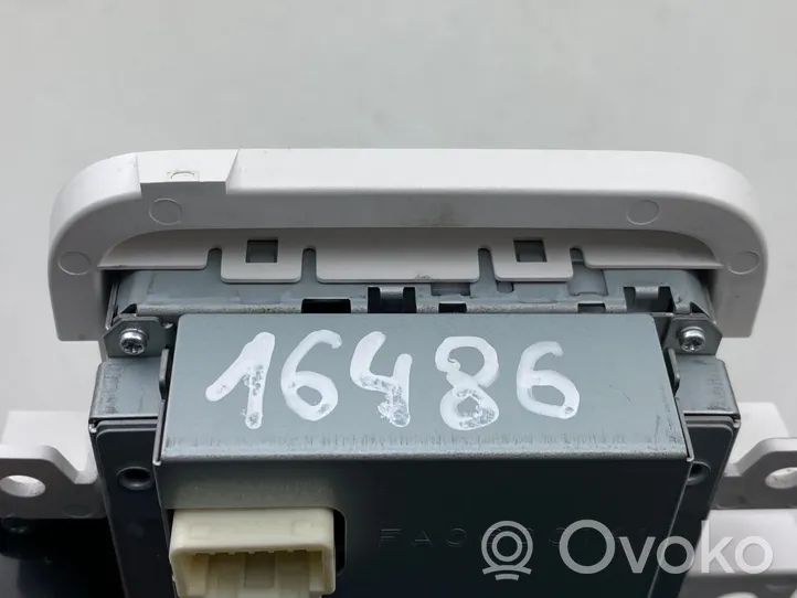 Toyota Prius Prime Module de charge sans fil 861C047010