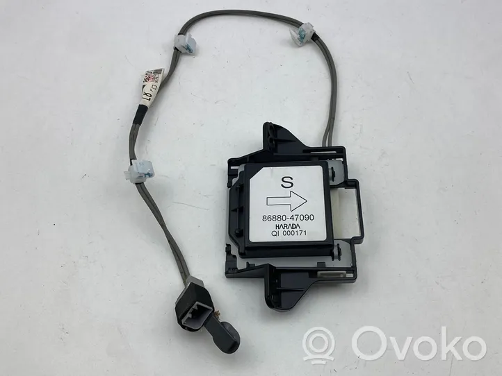 Toyota Prius Prime Antena aérea GPS 8688047090