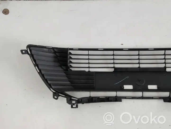 Toyota Corolla E160 E170 Grille inférieure de pare-chocs avant 5311202B50