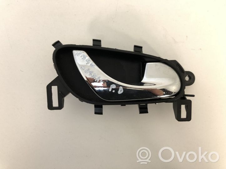 Nissan Qashqai Poignée inférieure de porte avant 806704EA0