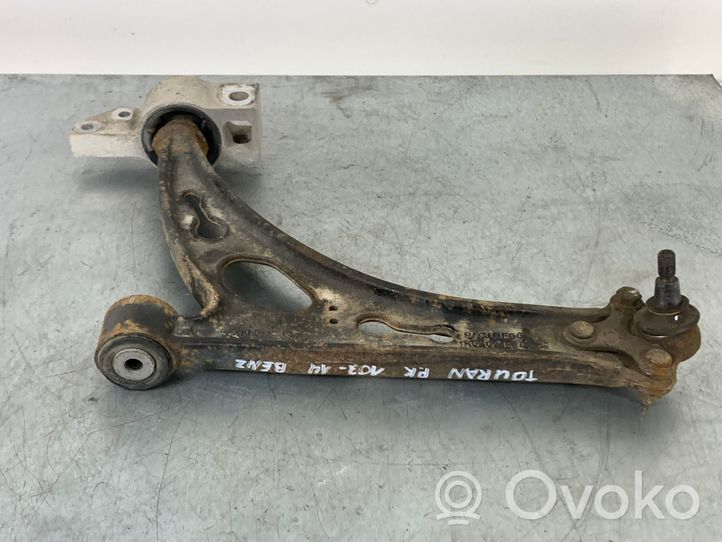 Volkswagen Touran I Braccio di controllo sospensione anteriore inferiore/braccio oscillante 1K0407158G