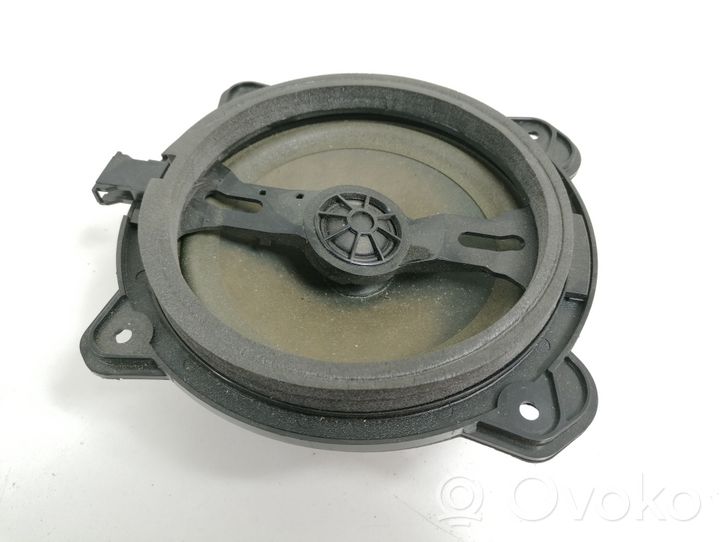 Audi A3 S3 8P Panel speaker 8H0035411