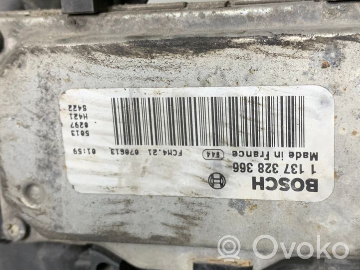 Volvo C30 Электрический вентилятор радиаторов 3M5H8C607