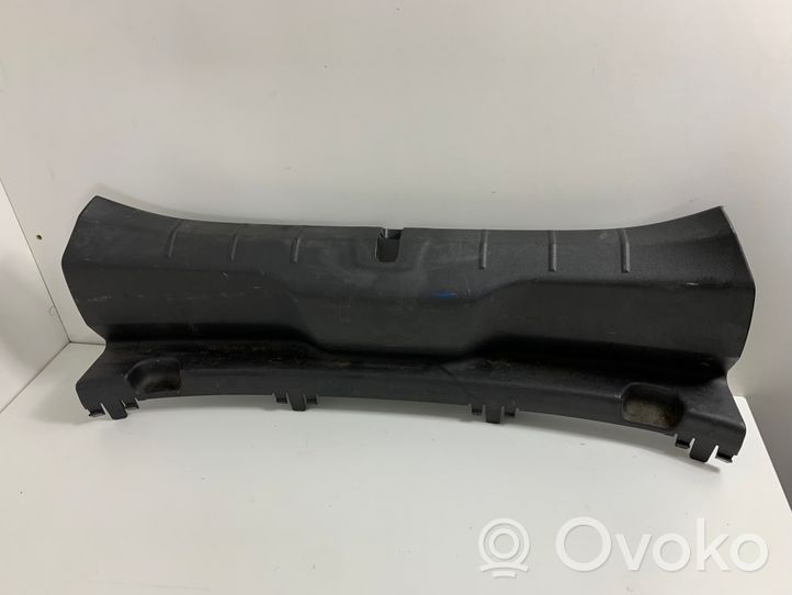 Volvo C30 Rivestimento di protezione sottoporta del bagagliaio/baule 08687734