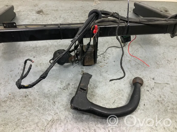 Audi A4 S4 B8 8K Detachable tow bar 